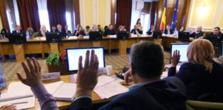 Amendamentele admise de Comisia pentru sănătate și familie din Camera Deputaților la proiectul de Lege privind aprobarea Ordonanței de urgență a Guvernului nr. 91/2017 pentru modificarea și completarea Legii-cadru nr. 153/2017 privind salarizarea personalului plătit din fonduri publice.