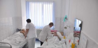 Salariul infirmierei – între realitate și manipulare